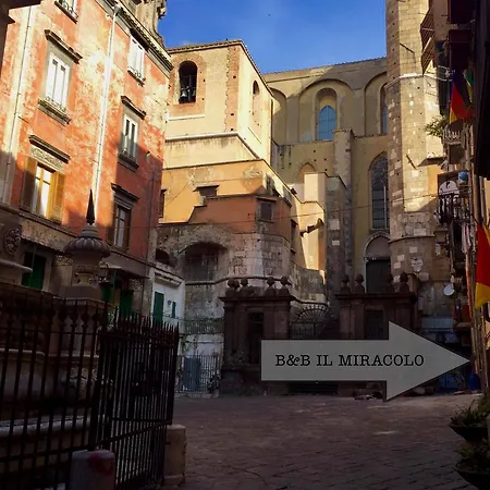 فندق مبيت وإفطار Il Miracolo نابولي